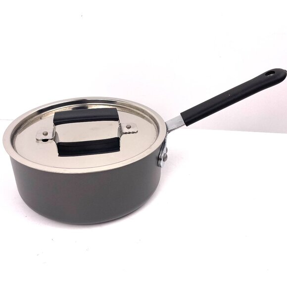 NEW Vollrath Ameriware Professional 2 Qt Saucepan With Stainless Steel Lid 7.5" - Picture 1 of 9